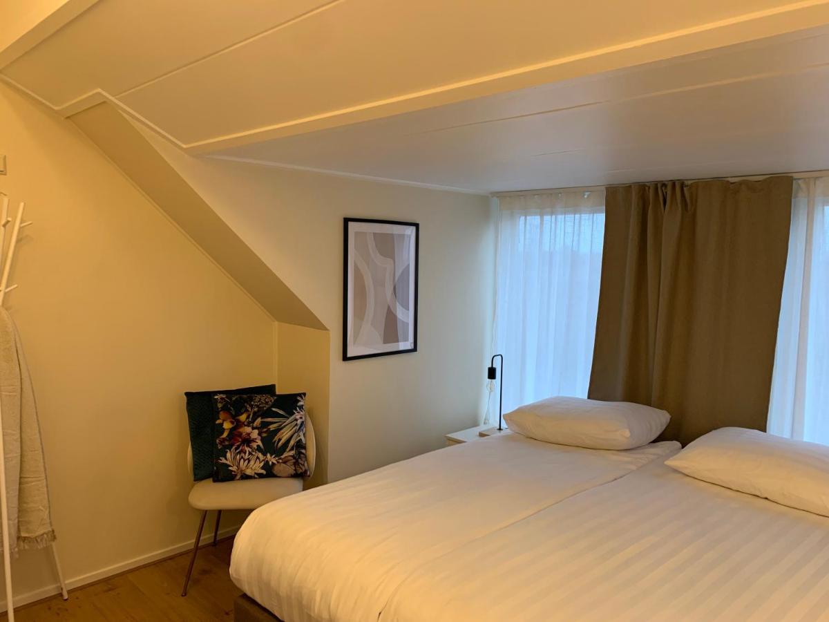 Rb Hostel Зирикзе Экстерьер фото
