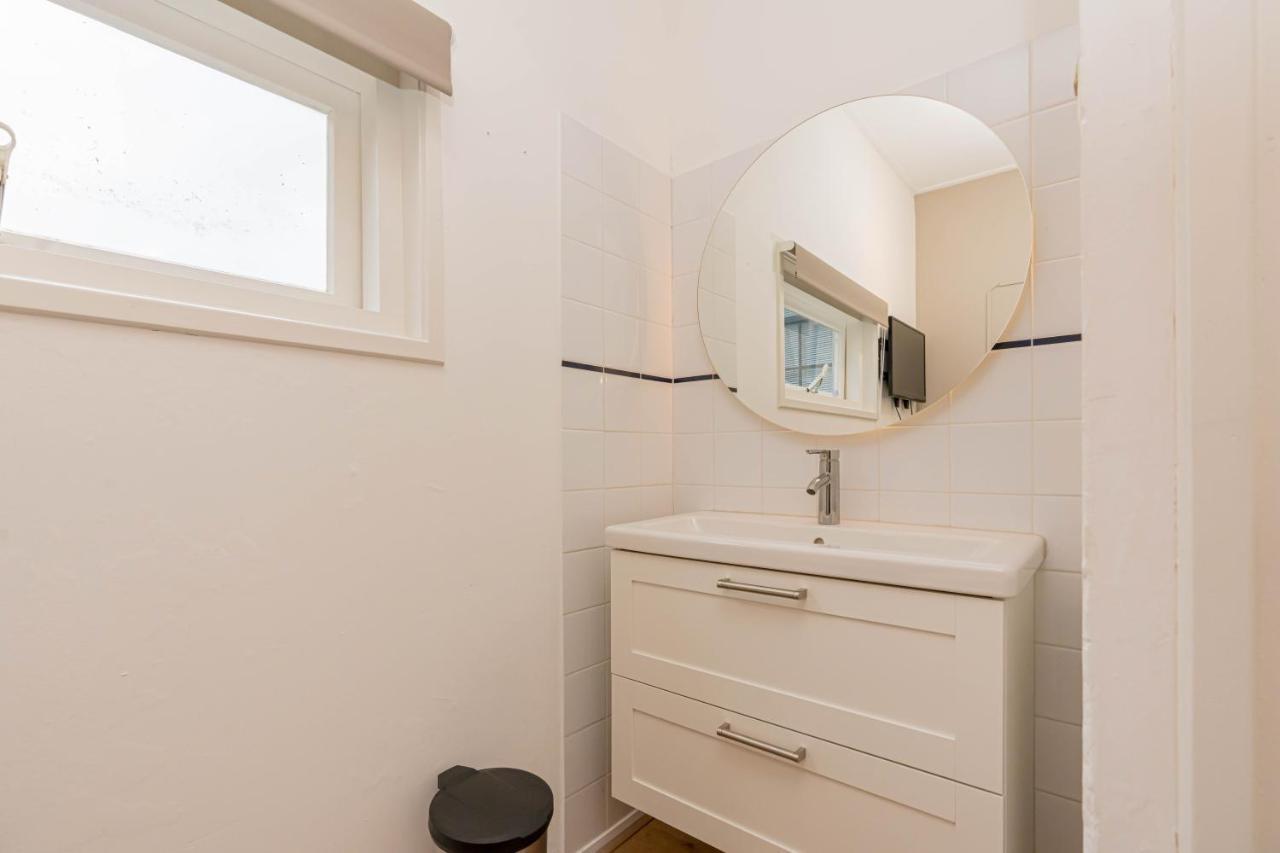 Rb Hostel Зирикзе Экстерьер фото
