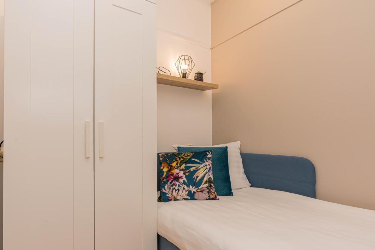 Rb Hostel Зирикзе Экстерьер фото