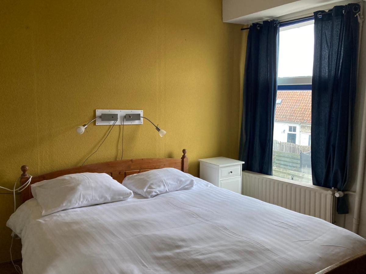 Rb Hostel Зирикзе Экстерьер фото