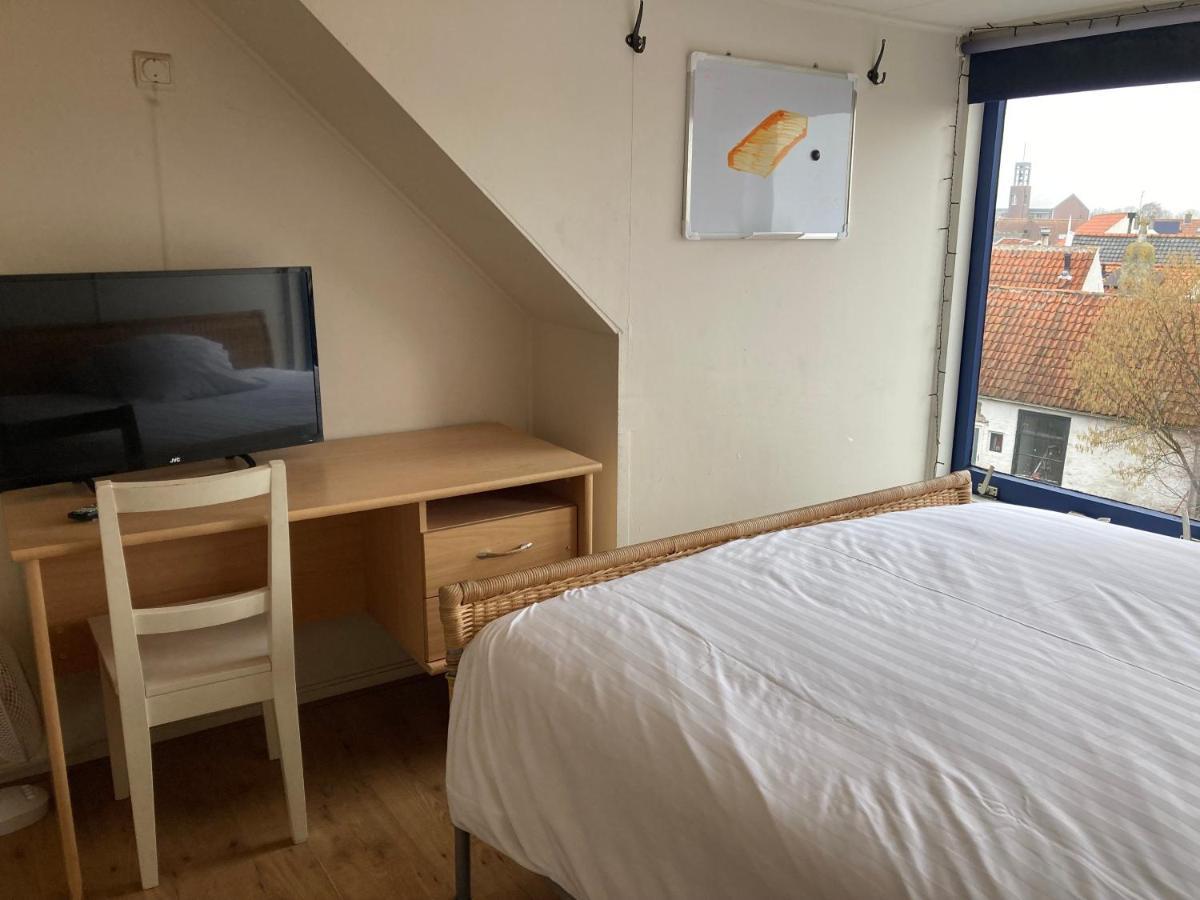 Rb Hostel Зирикзе Экстерьер фото