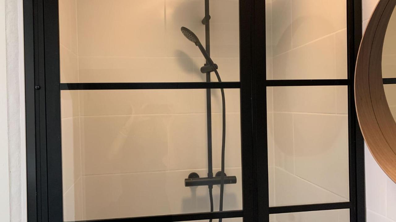 Rb Hostel Зирикзе Экстерьер фото