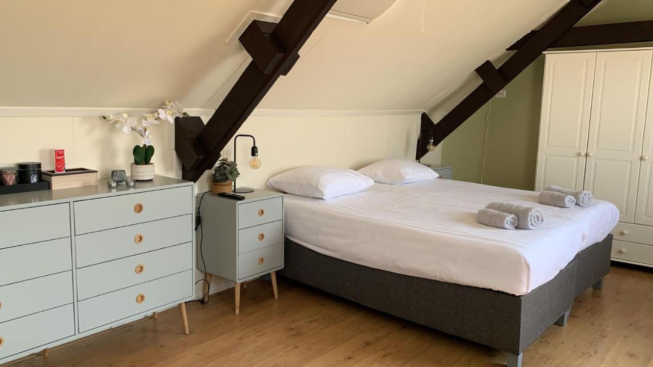 Rb Hostel Зирикзе Экстерьер фото